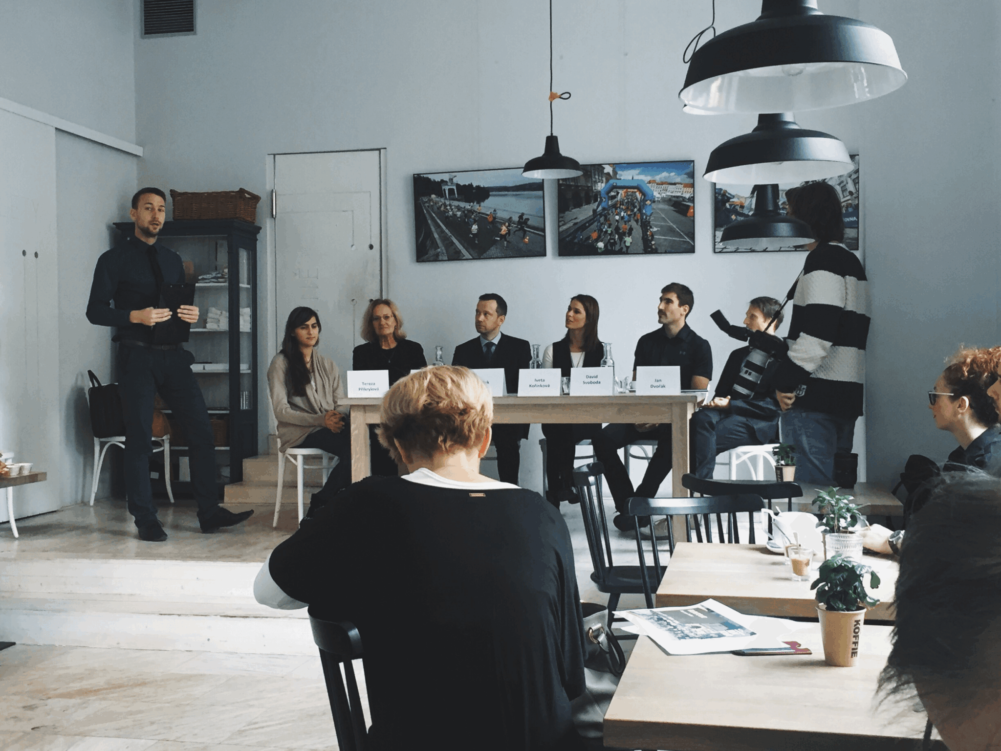 file-17-11-16-21-51-22